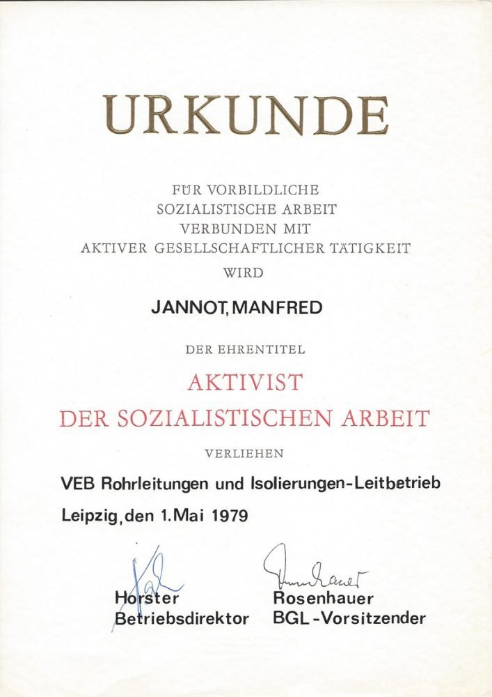 Urkunde zum Ehrentitel „Aktivist der sozialistischen Arbeit“ (1979)