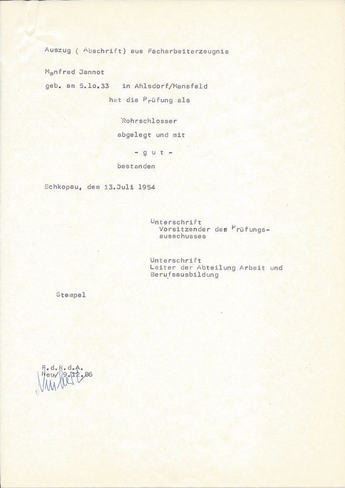 Abschrift (1986) aus Facharbeiterzeugnis zur Prüfung als Rohrschlosser (1956)